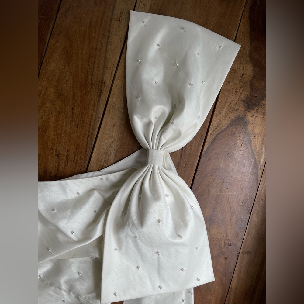 Sachin + Babi Ivory One-Shoulder Pearl-Embellished Mini Dress - Picture 6 of 15